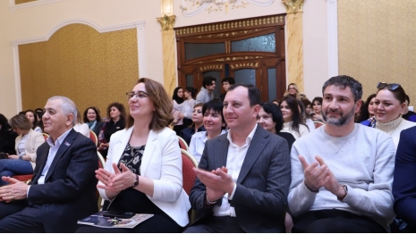 Meeting with Alumni at "Khazar"